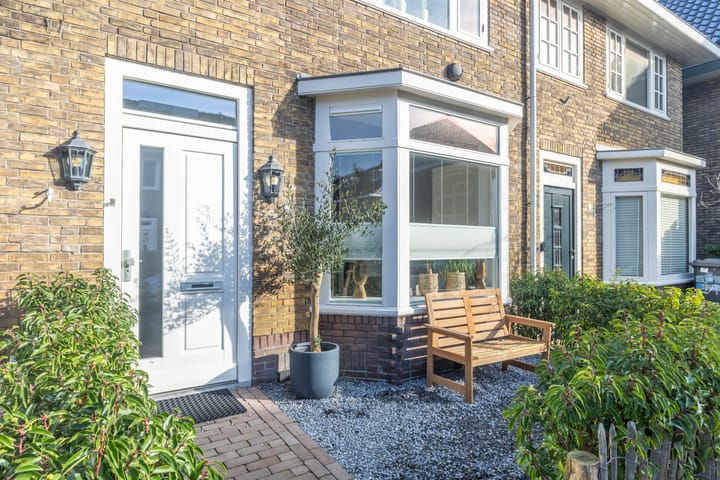 Foto 32 van Strick van Linschotenstraat 3