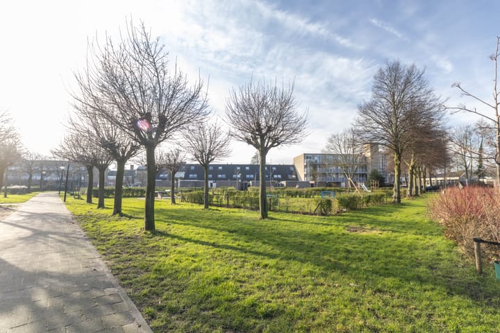 Foto 33 van Strick van Linschotenstraat 3