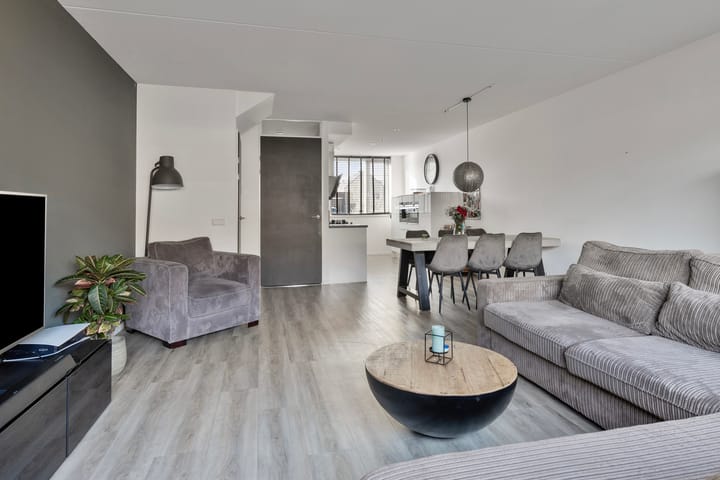 Photo 3 of Overkerk 86