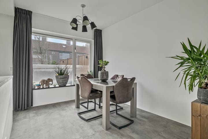 Foto 17 van Margrietweg 6