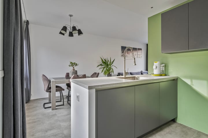 Foto 18 van Margrietweg 6