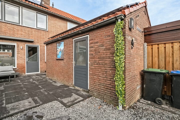 Foto 34 van Margrietweg 6