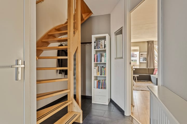 Foto 10 van Bilderdijkstraat 2-9