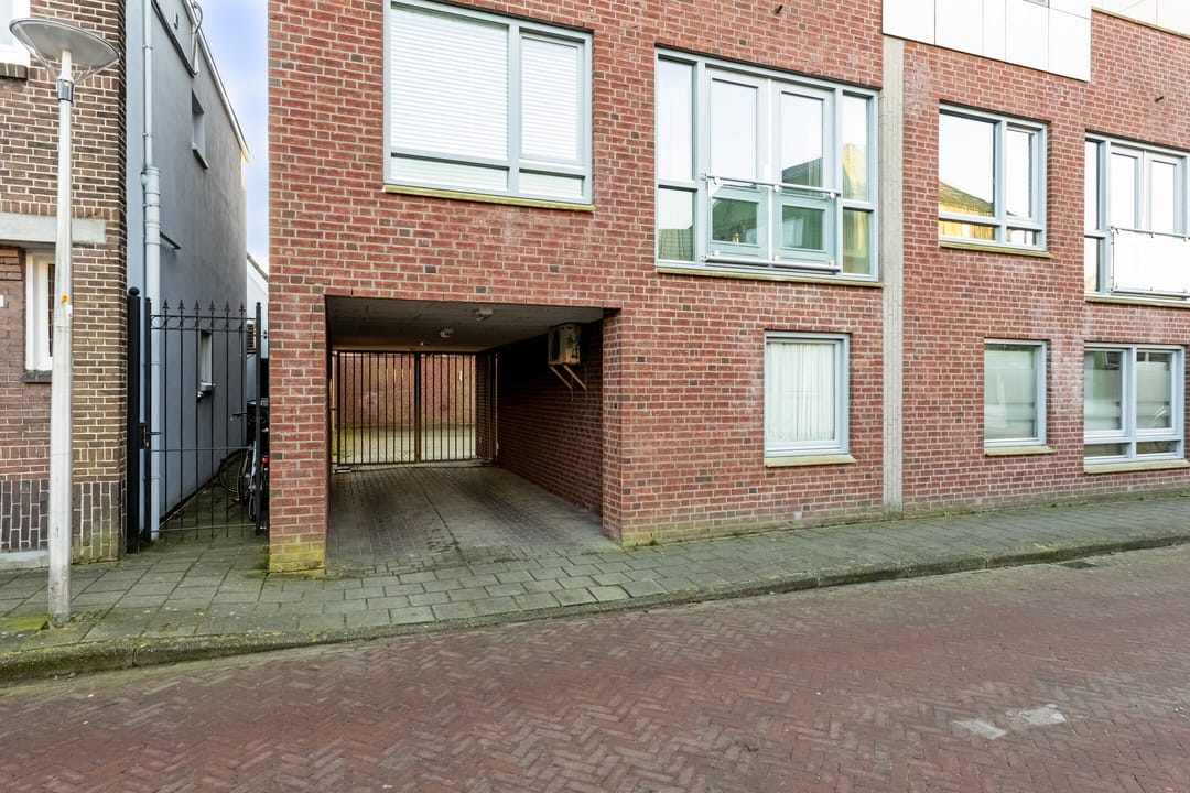 Foto 32 van Bilderdijkstraat 2-9