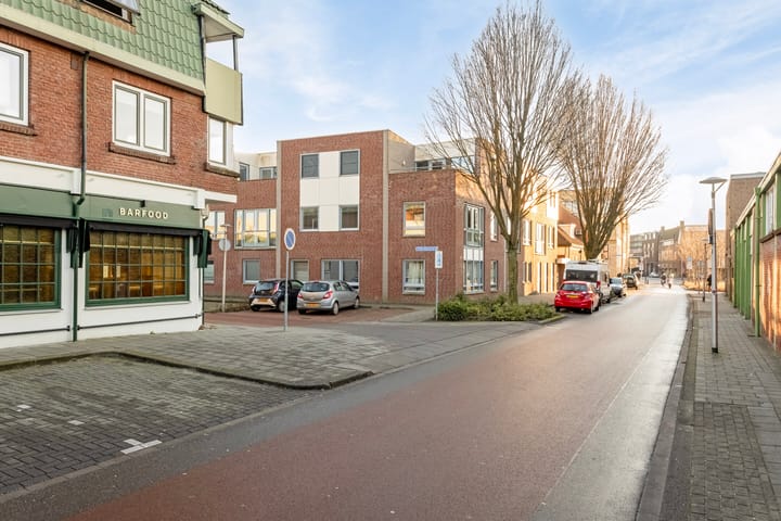 Foto 37 van Bilderdijkstraat 2-9