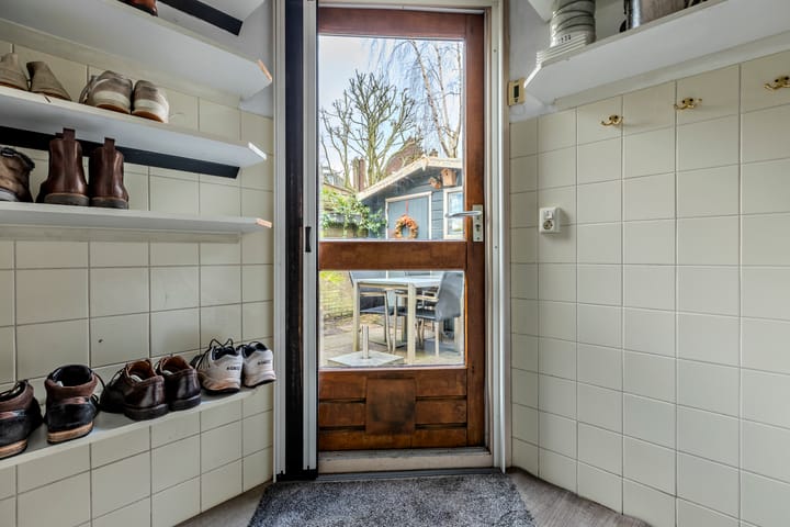 Foto 15 van Corfstraat 10