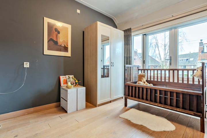 Foto 32 van Corfstraat 10