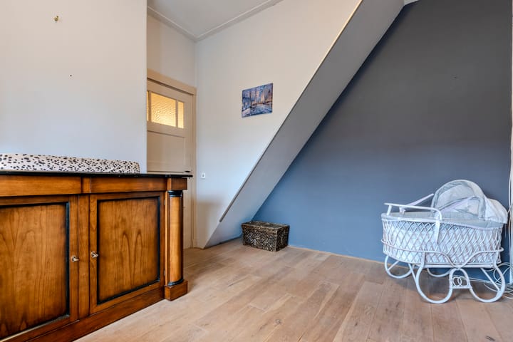 Foto 34 van Corfstraat 10