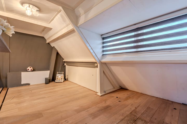 Foto 39 van Corfstraat 10