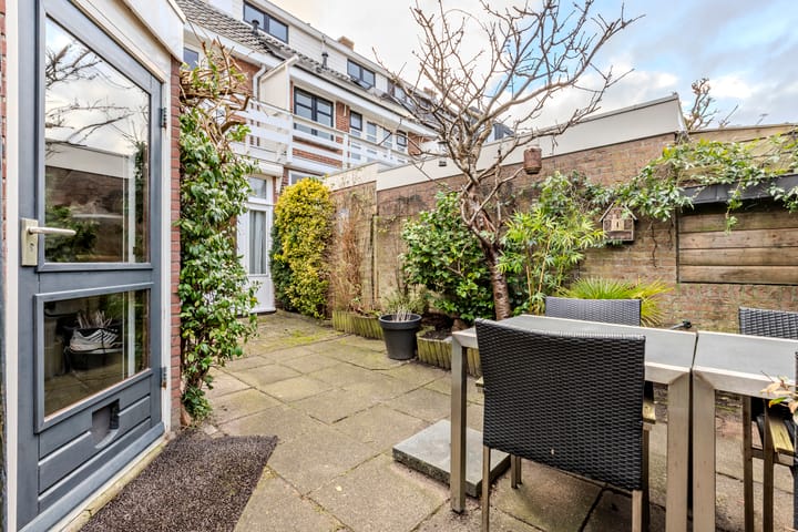 Foto 47 van Corfstraat 10