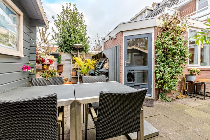 Foto 49 van Corfstraat 10