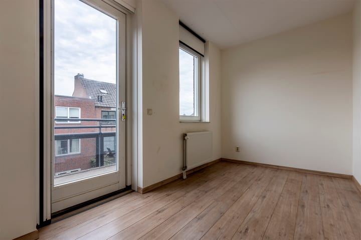 Foto 13 van De Gouden Leeuw 20-B