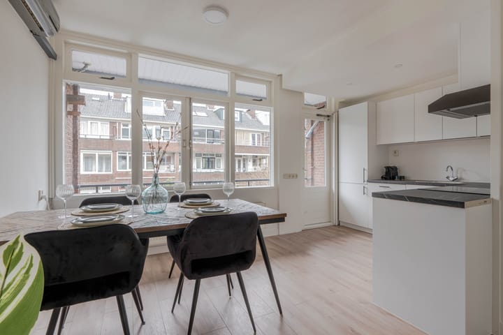 Foto 12 van Zwaluwstraat 20-B