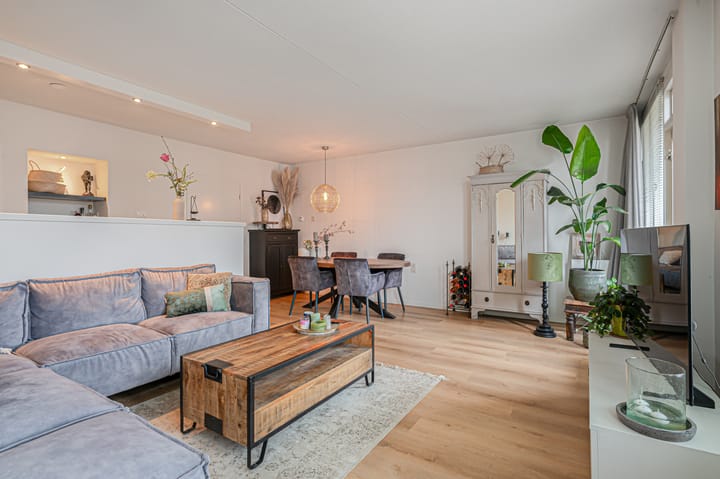 Foto 1 van Petrus Campersingel 31-10