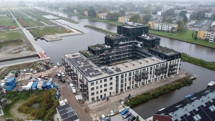 Photo 3 of Swurdkade 2