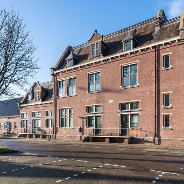 Stationsplein 1, Roosendaal