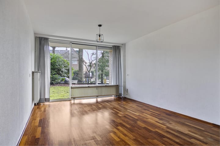 Foto 9 van Eemnesserweg 7-A2