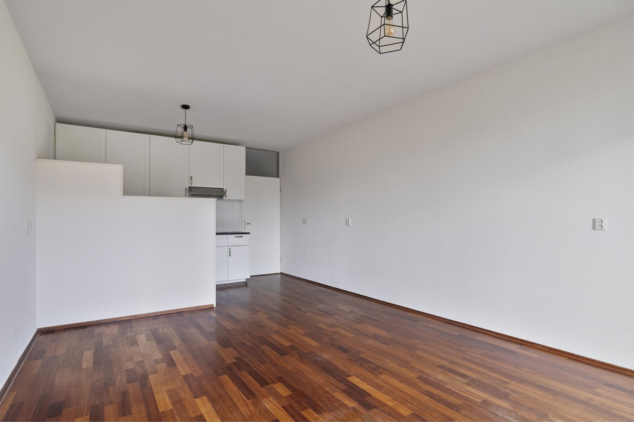 Foto 12 van Eemnesserweg 7-A2