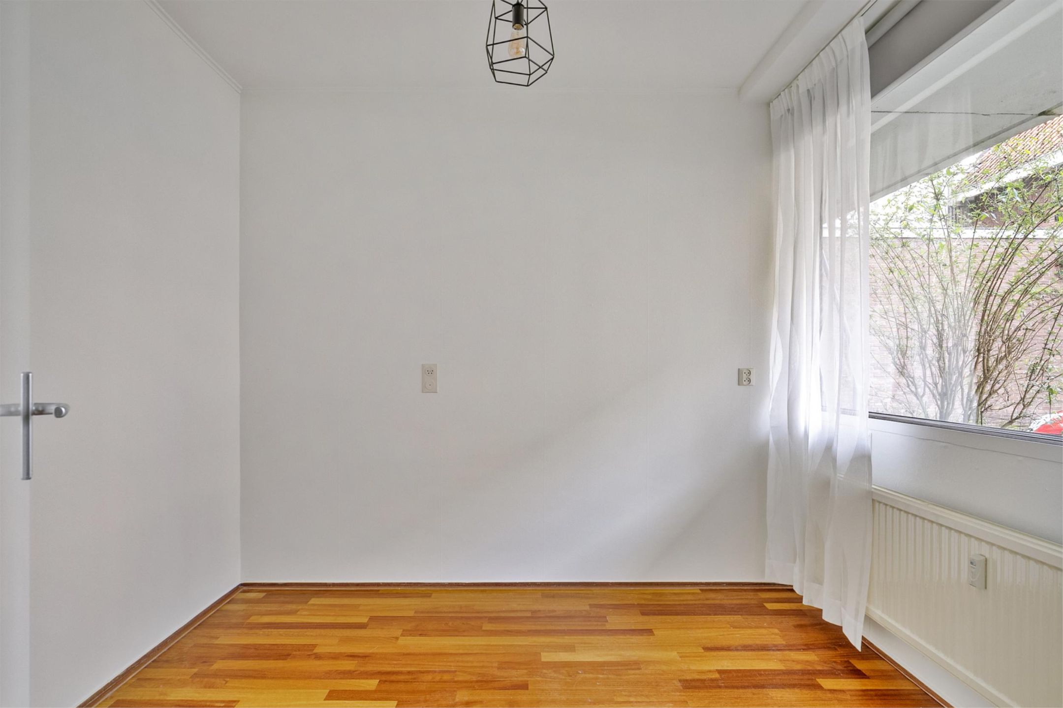 Foto 15 van Eemnesserweg 7-A2