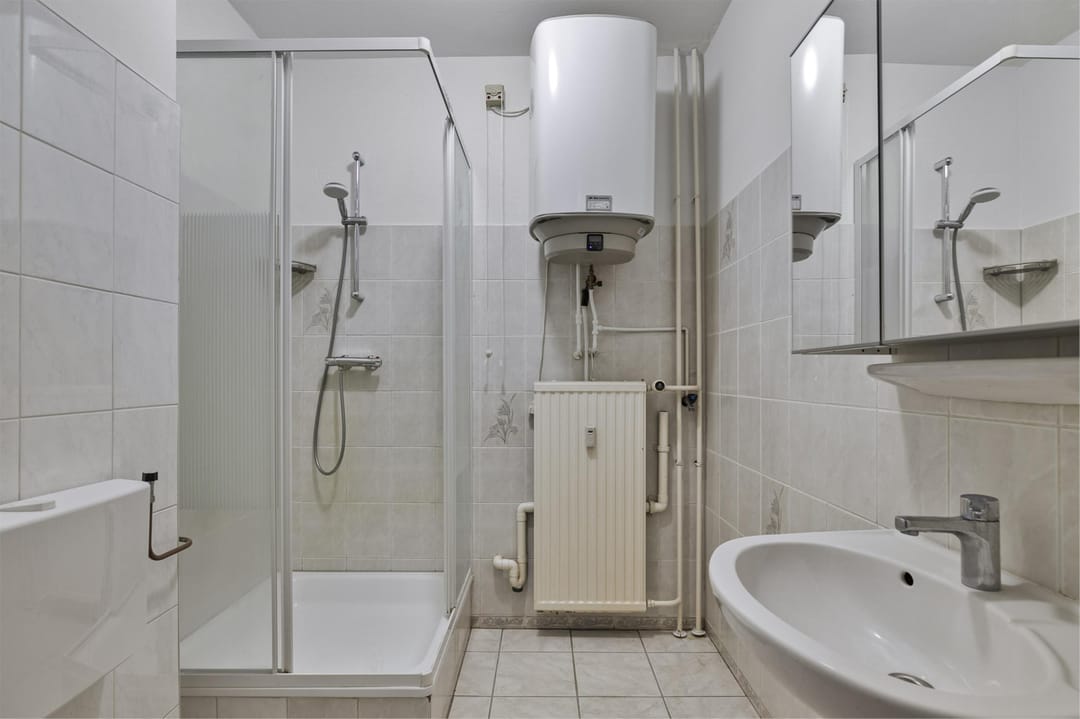 Foto 17 van Eemnesserweg 7-A2