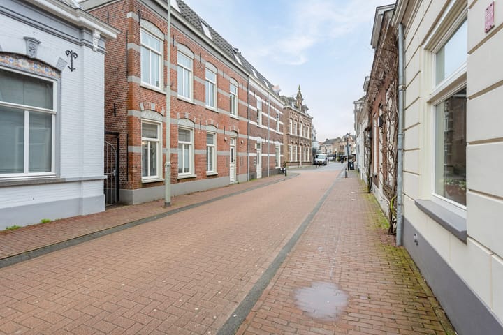 Foto 13 van Clarissenstraat 12-A