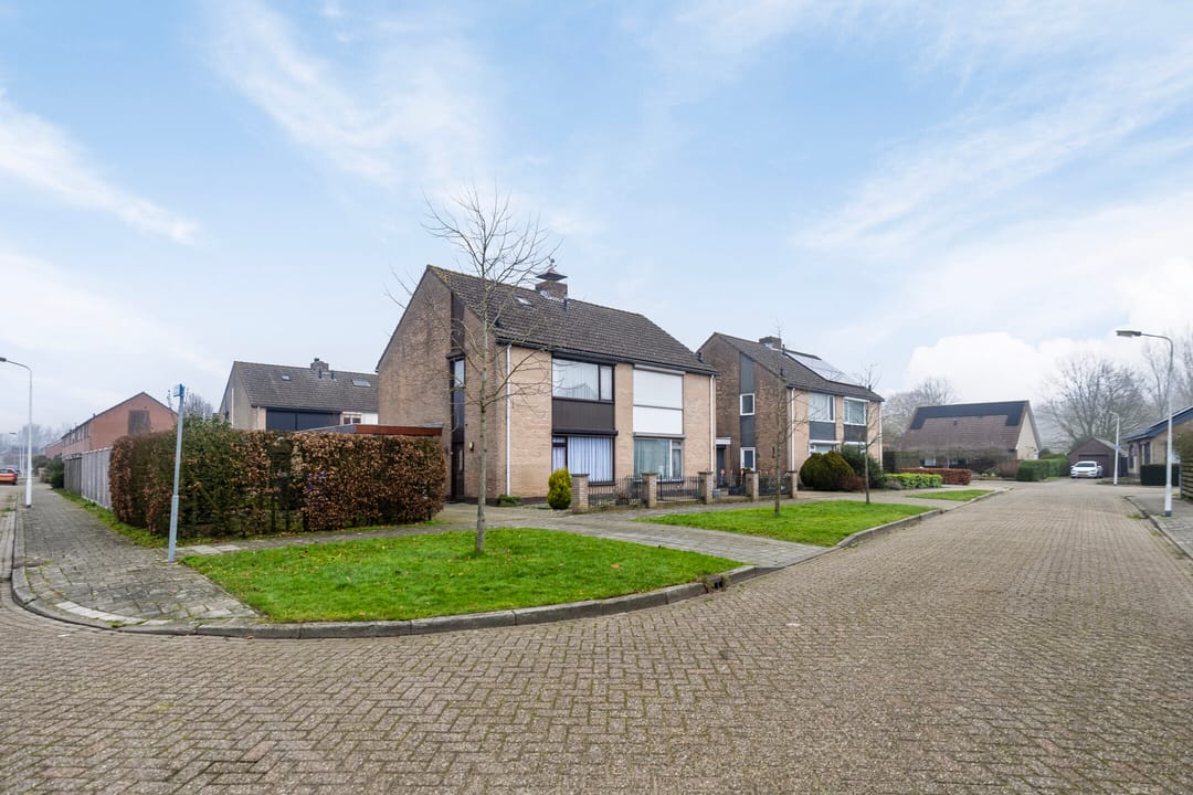 Foto 8 van Lemenstraat 1