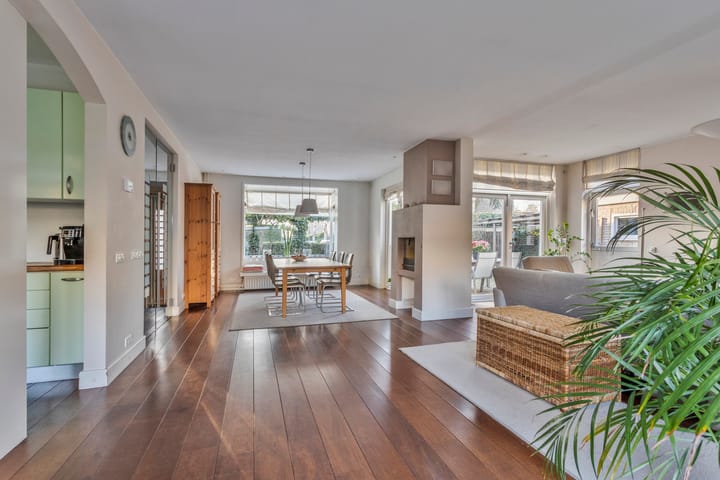 Photo 6 of Roos Vlasmanstraat 1