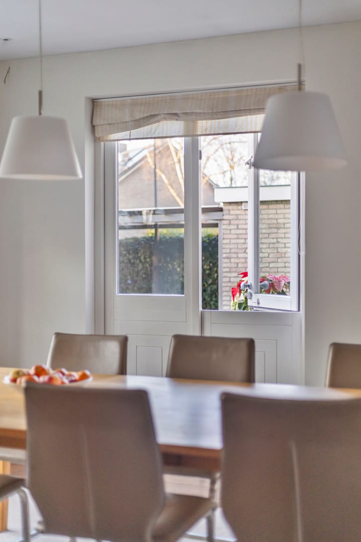 Photo 9 of Roos Vlasmanstraat 1