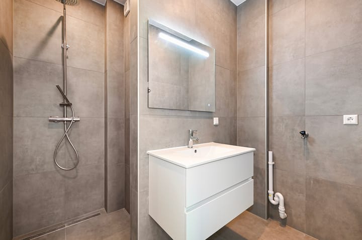 Foto 25 van van Alphenstraat 53