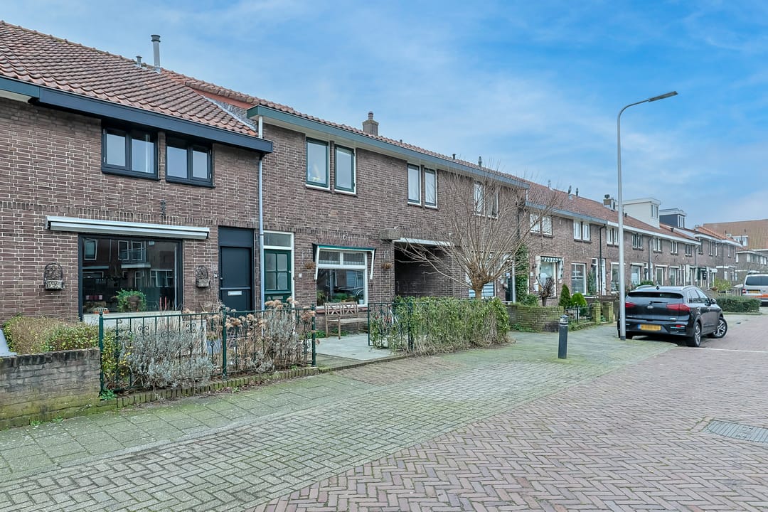 Photo 2 of Hortensiastraat 36