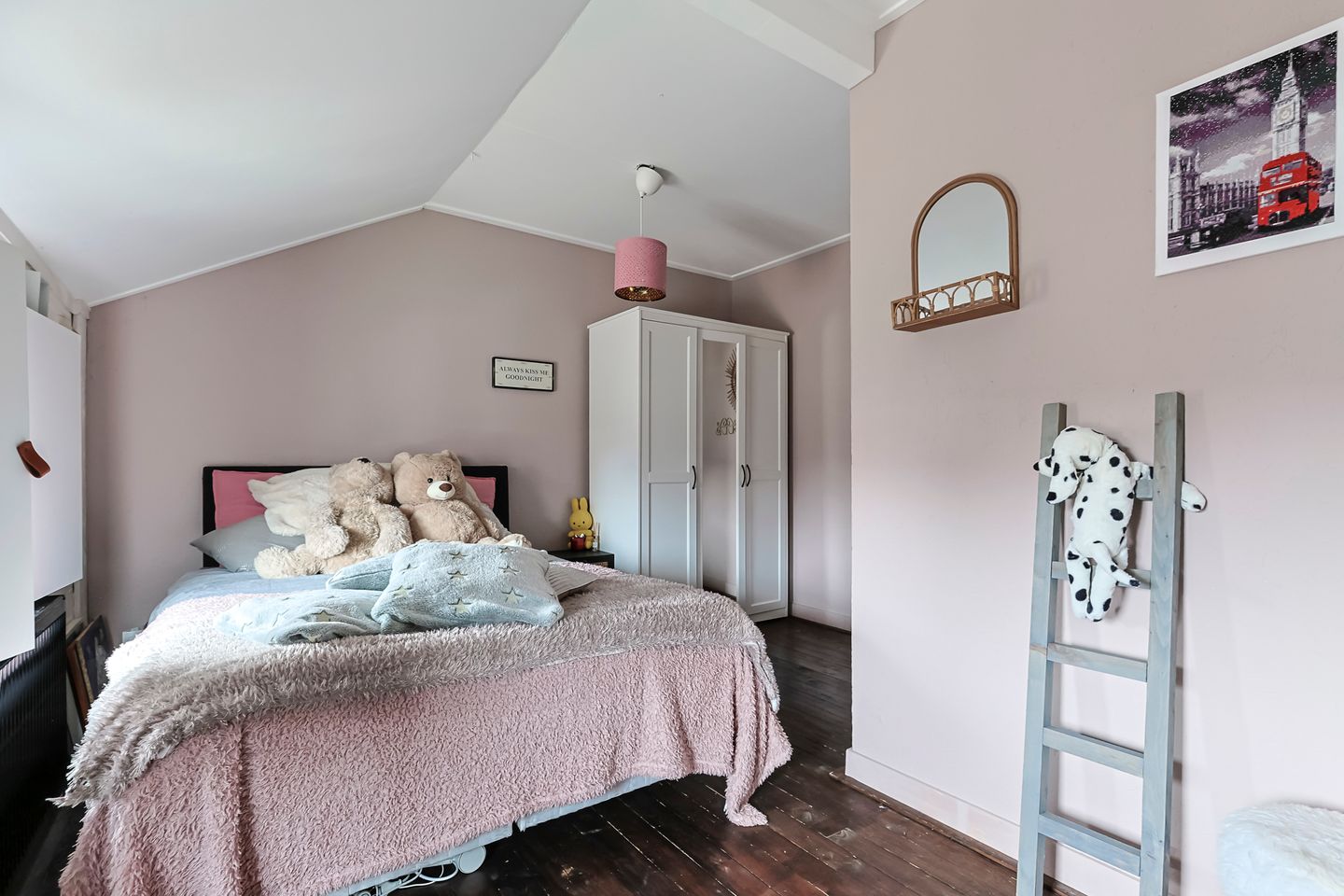 Photo 25 of Hortensiastraat 36