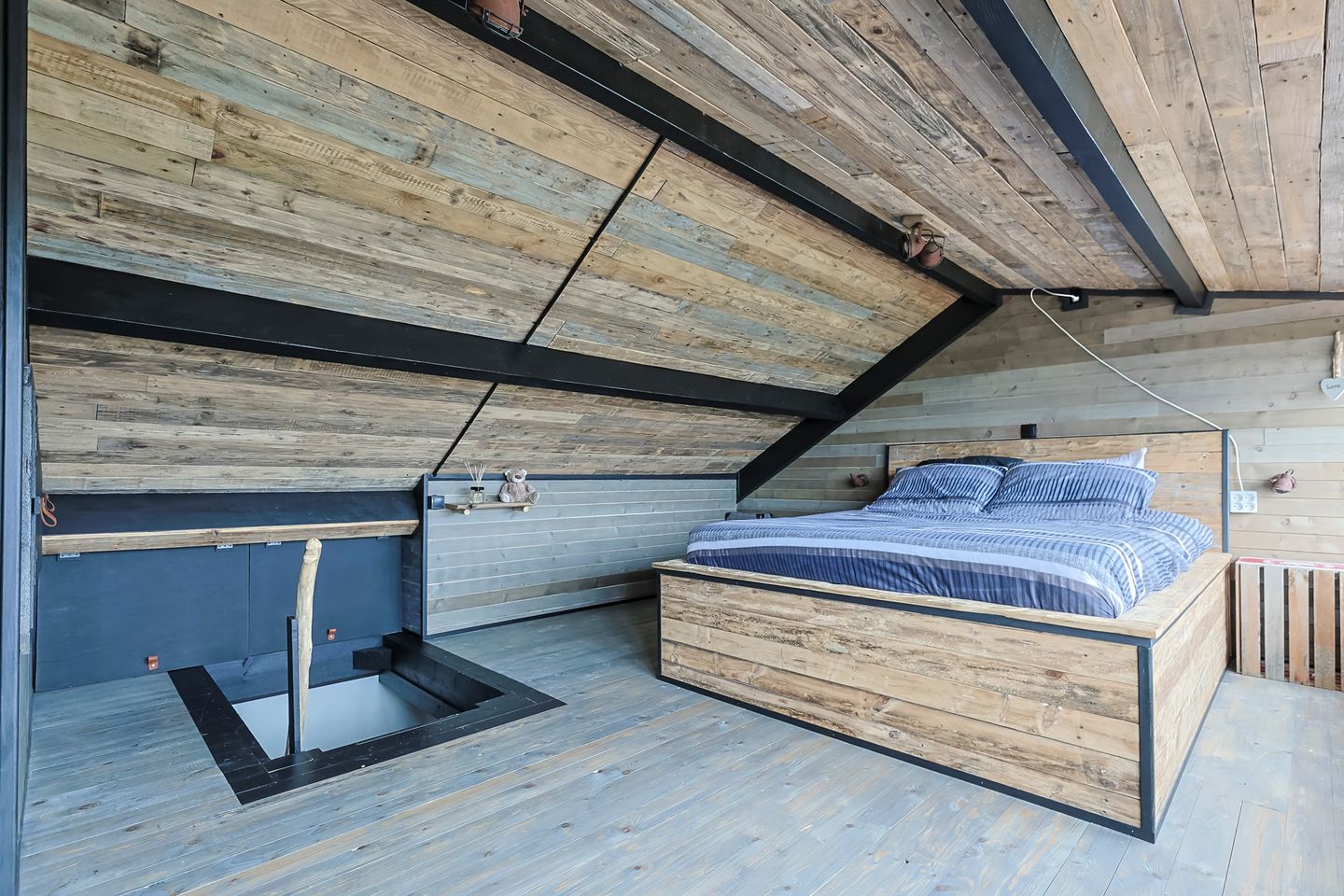 Photo 35 of Hortensiastraat 36