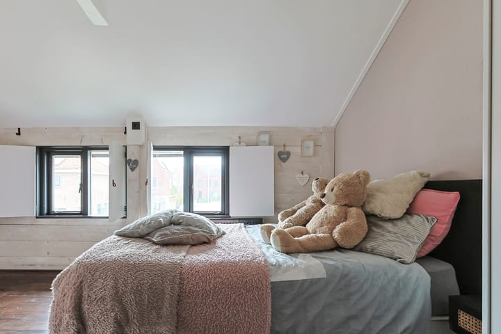 Photo 24 of Hortensiastraat 36