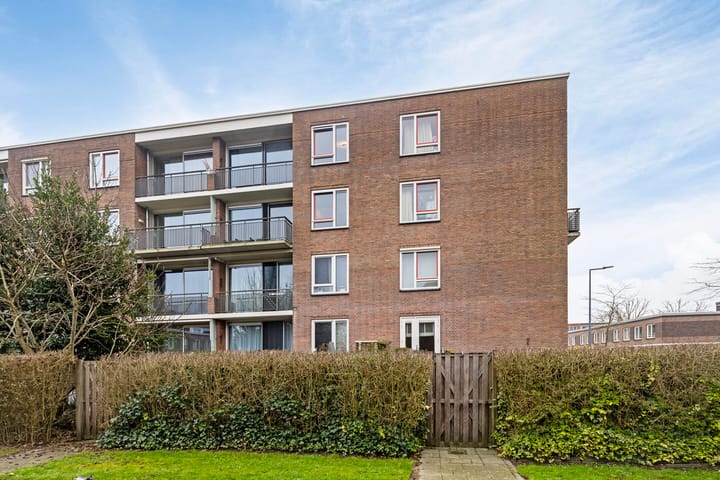 Foto 33 van Middelharnisstraat 211