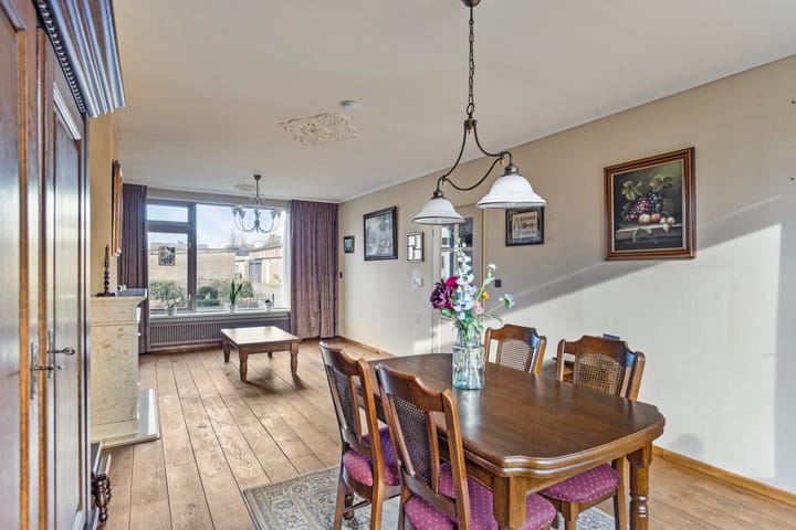 Photo 6 of Bilderdijkstraat 13