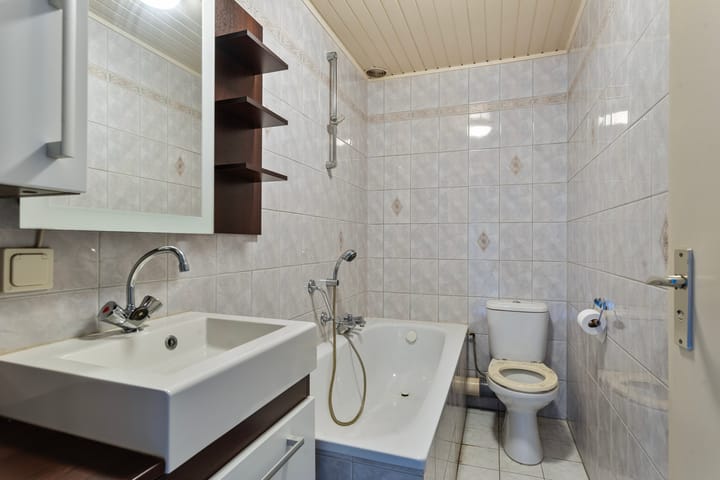 Photo 19 of Bilderdijkstraat 13