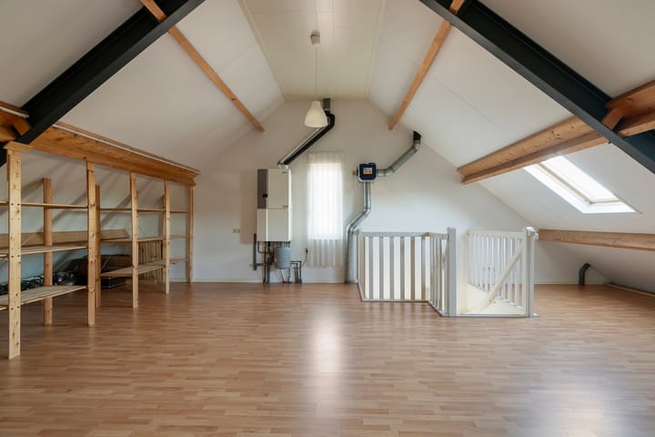 Foto 42 van Irenestraat 26-B