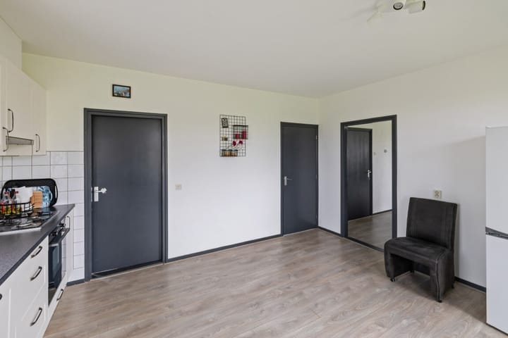 Photo 13 of Stuurmansweg 6