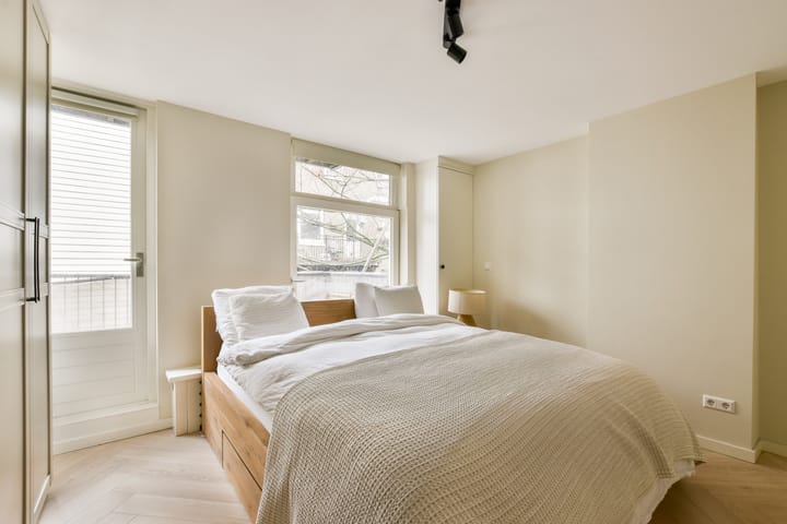 Foto 6 van Albert Cuypstraat 231-1