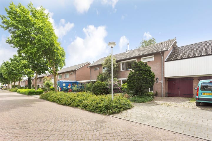 Foto 2 van van Dijkstraat 13