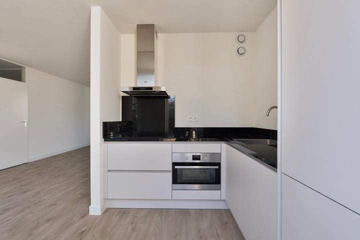 Foto 8 van Bellstraat 8