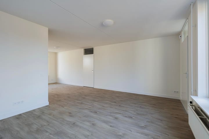 Foto 6 van Bellstraat 8