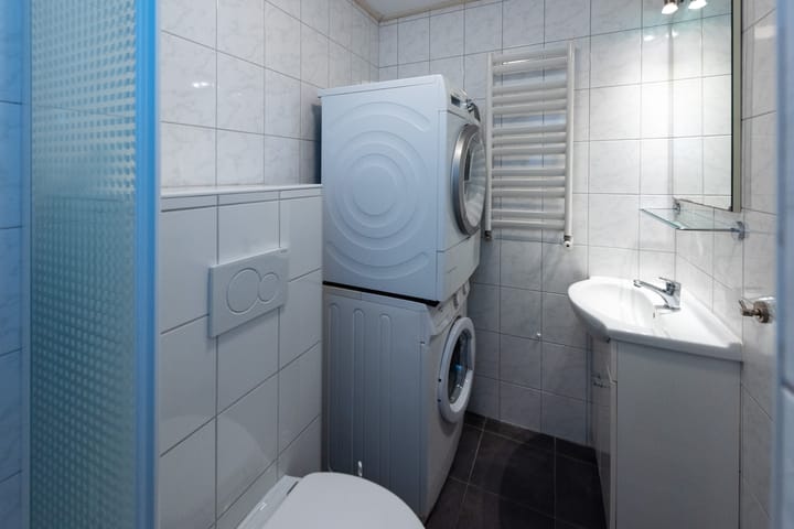 Foto 15 van Van 't Hoffstraat 43