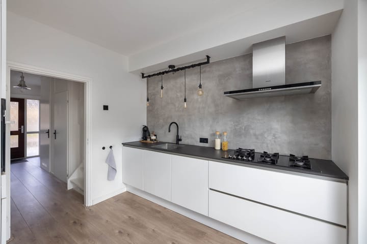 Foto 11 van Karel van de Woestijnestraat 13