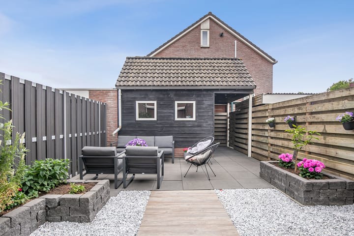 Foto 2 van Merelweg 86