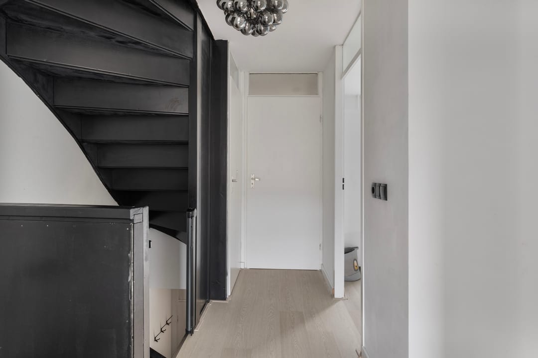 Photo 22 of Elzenstraat 3