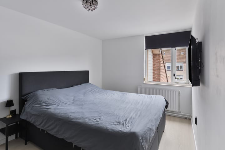 Foto 25 van Elzenstraat 3