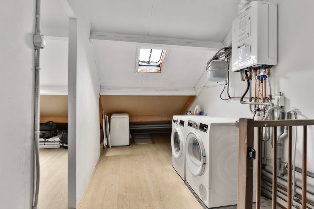 Photo 31 of Elzenstraat 3