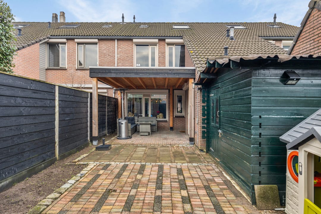 Photo 37 of Elzenstraat 3