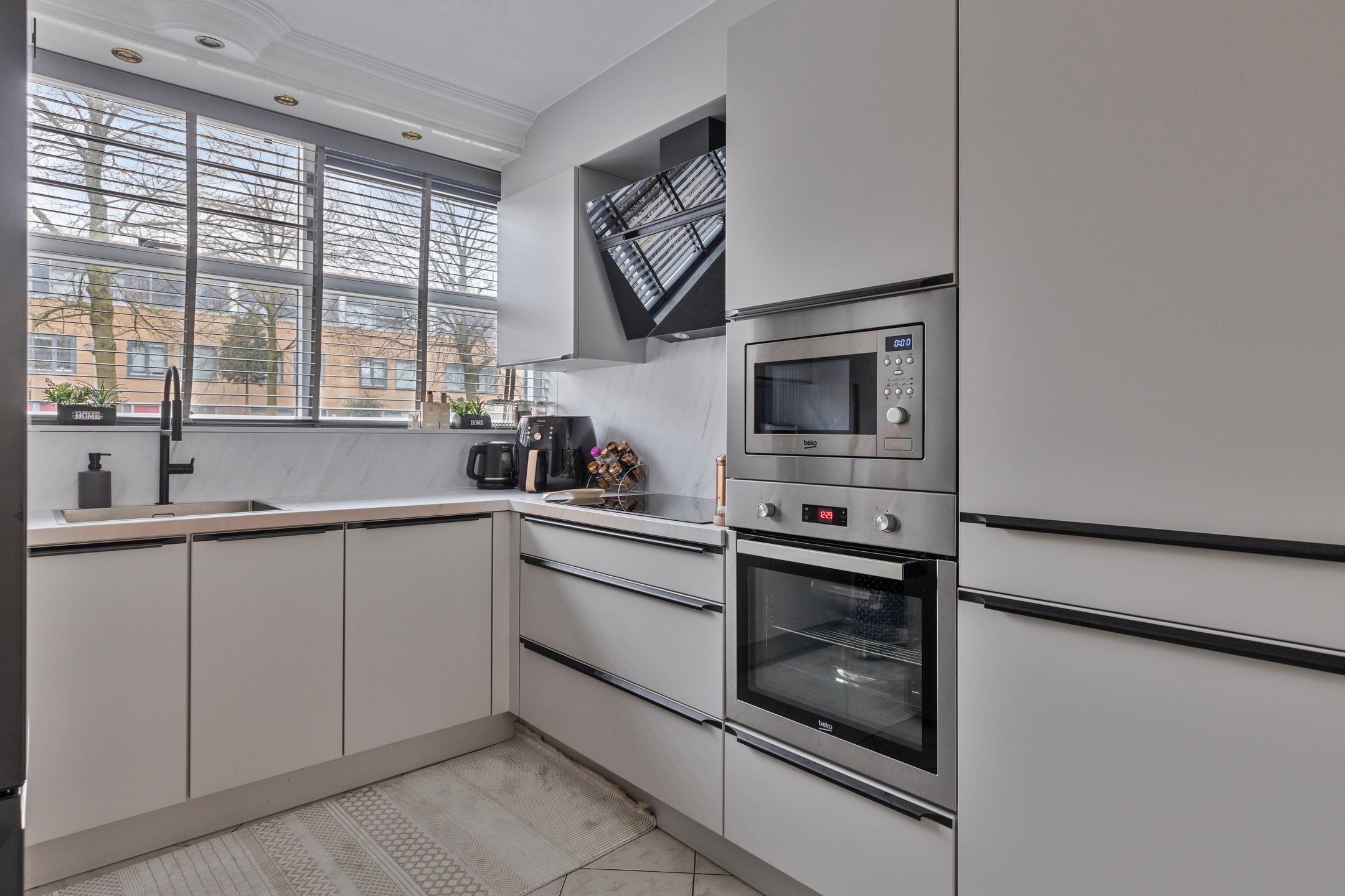 Foto 3 van Van Diemenhof 37